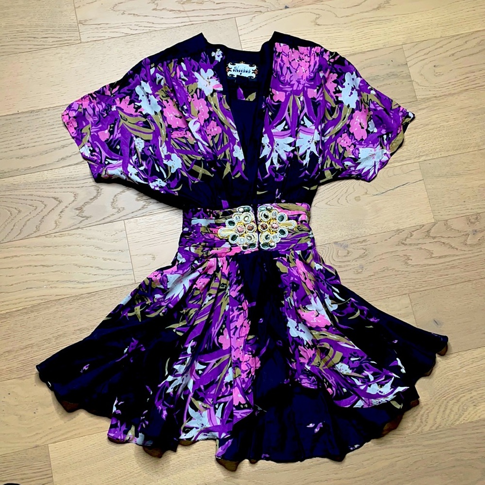 Megan Los Angeles top